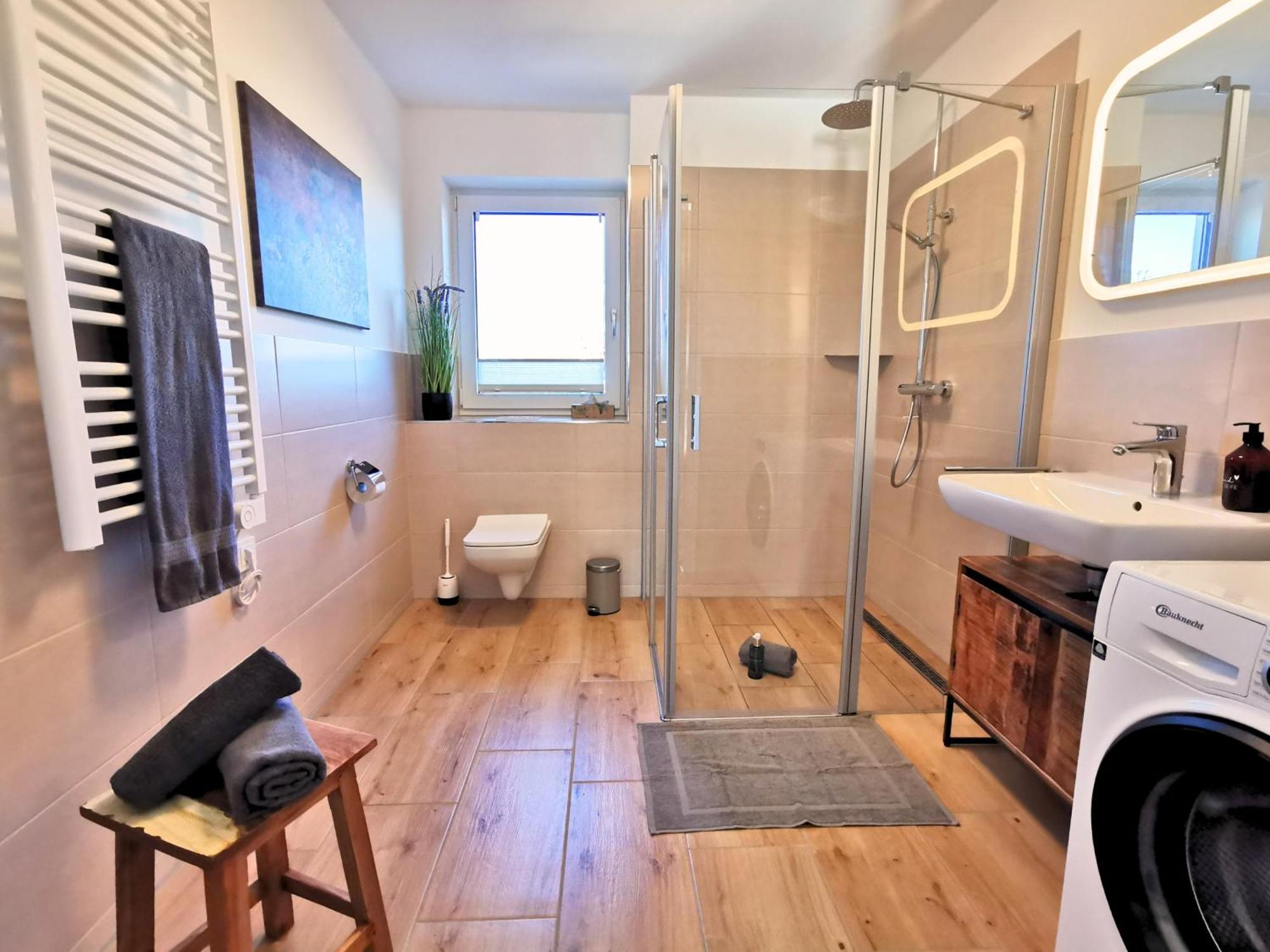 Fynbos Penthouse Deluxe, Balkon, Parkplatz Apartment Straubing Bilik gambar